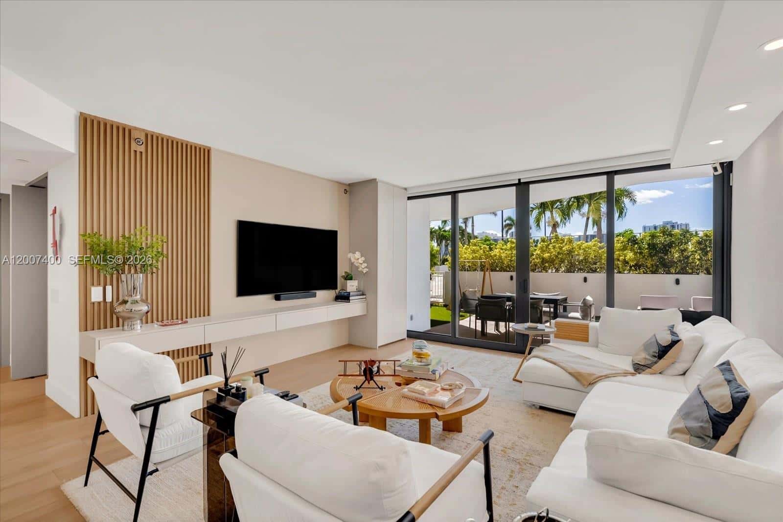 3640 Yacht Club Dr # 310, Aventura FL 33180