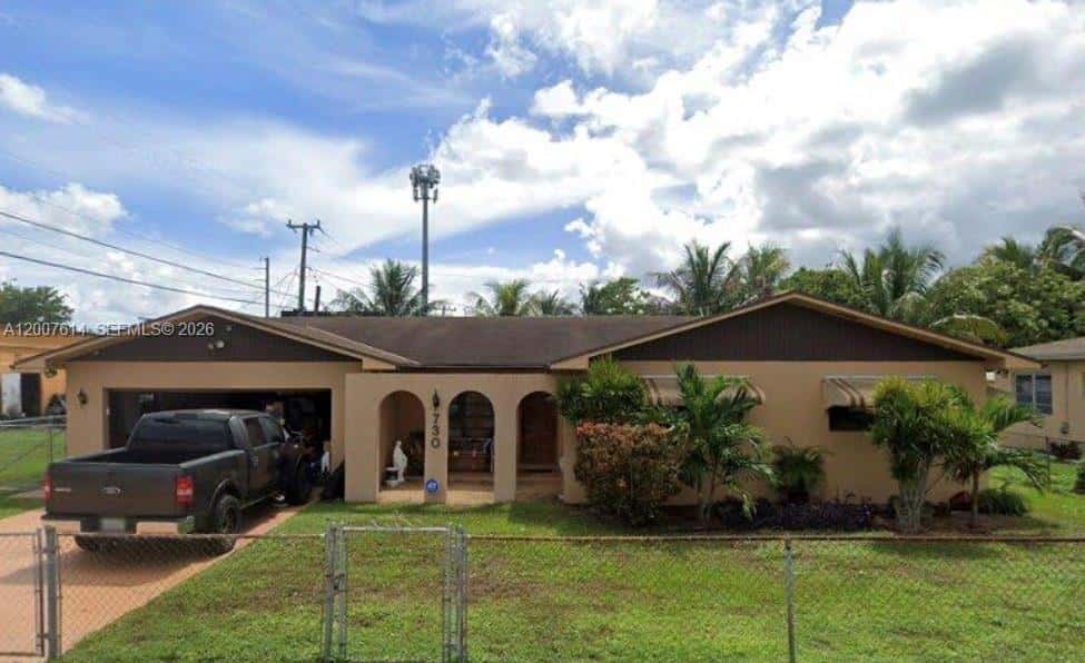 730 NW 138th St, Miami FL 33168