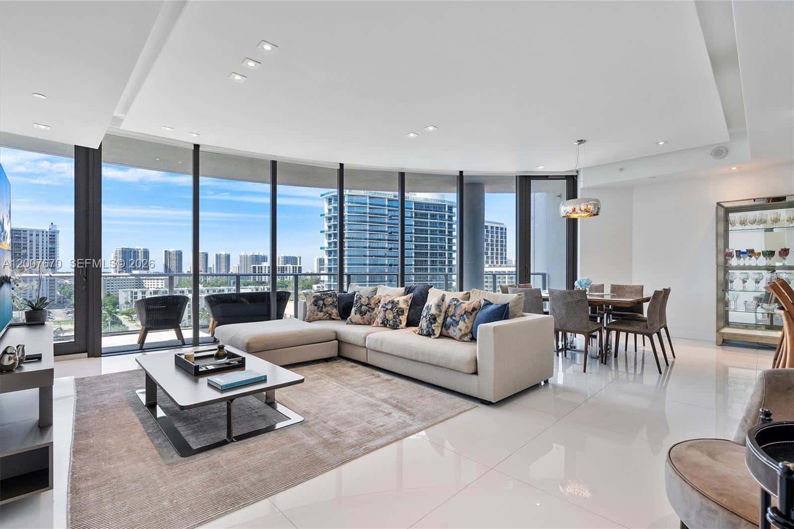 17475 Collins Ave # 504, Sunny Isles Beach FL 33160