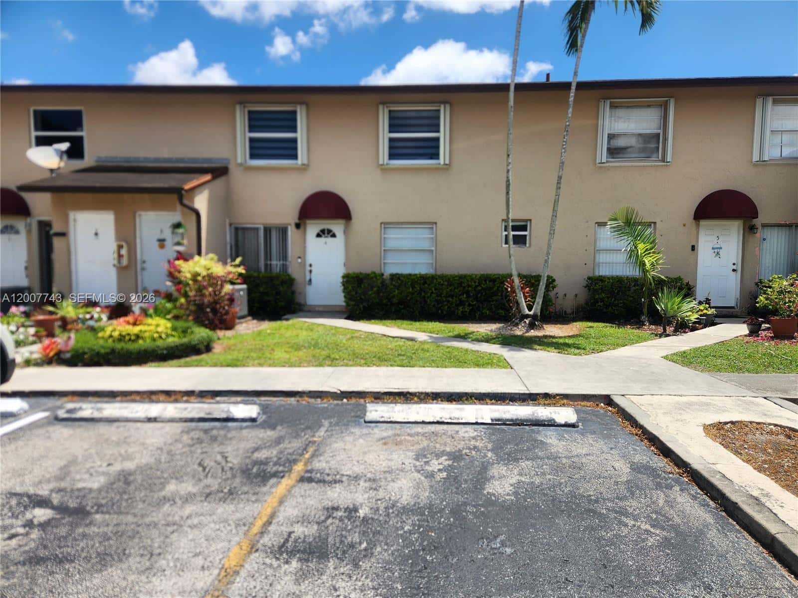 15250 SW 80th St # 4, Miami FL 33193