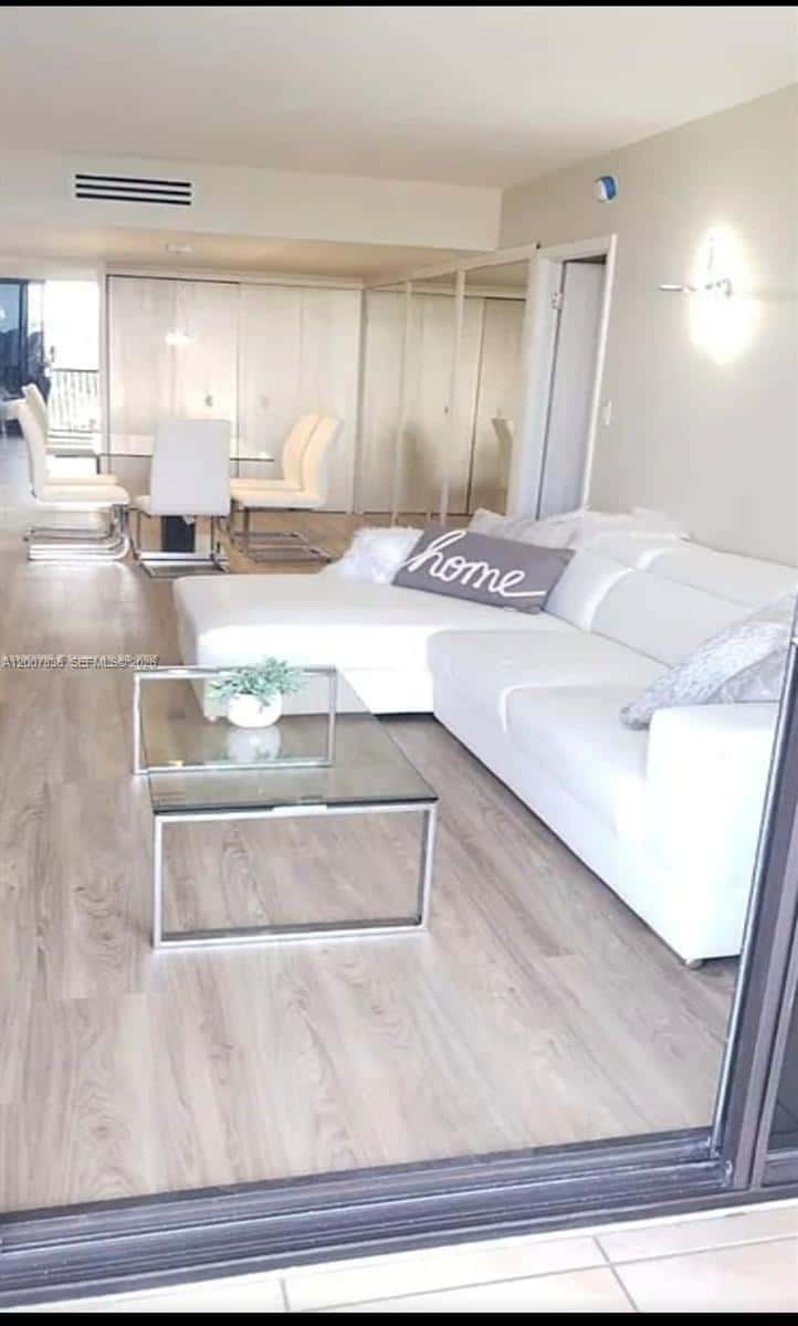 20301 W Country Club Dr # 622, Aventura FL 33180