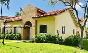 21525 SW 87th Ct, Cutler Bay FL 33189
