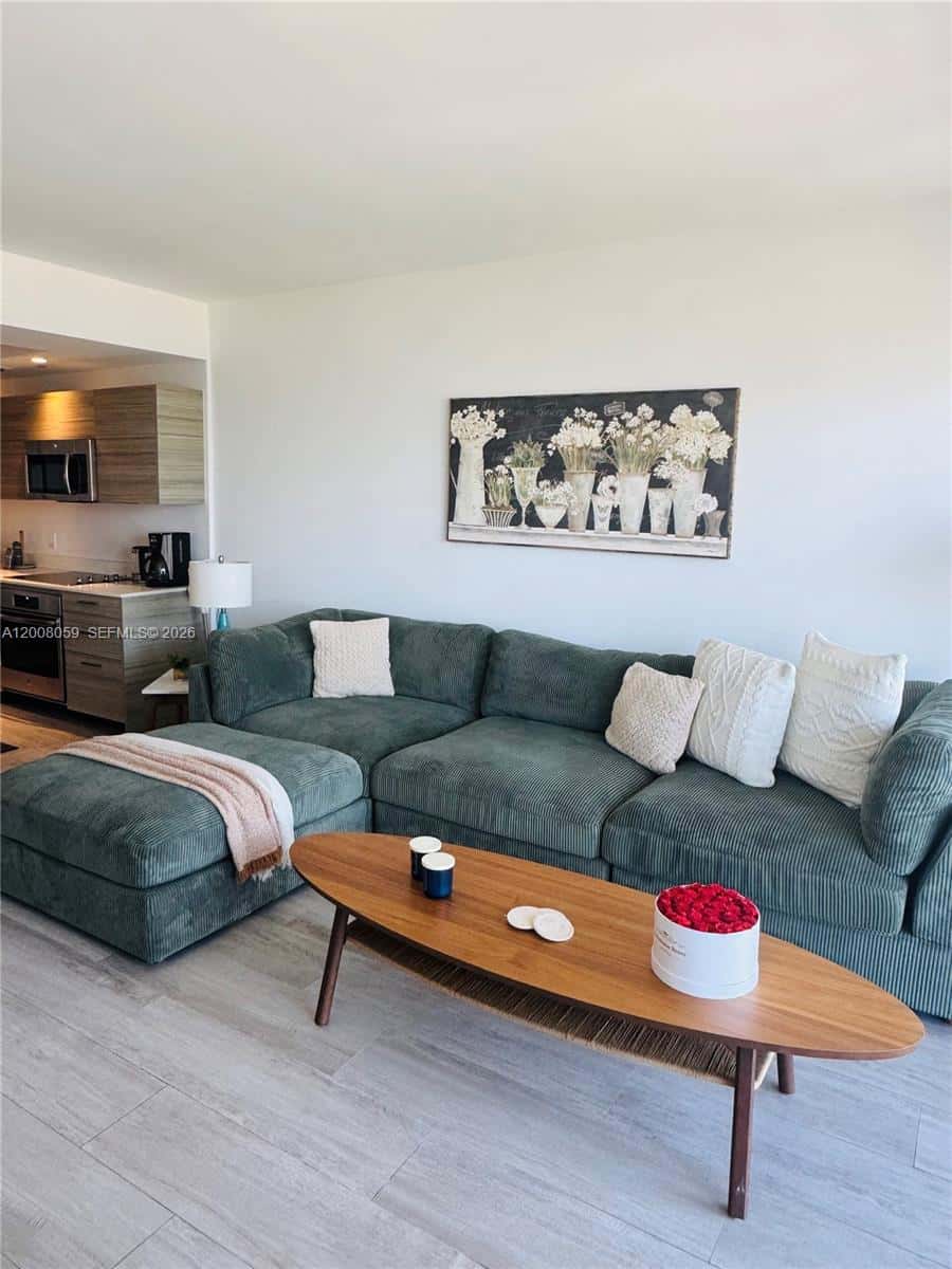 121 NE 34th St # 2705, Miami FL 33137