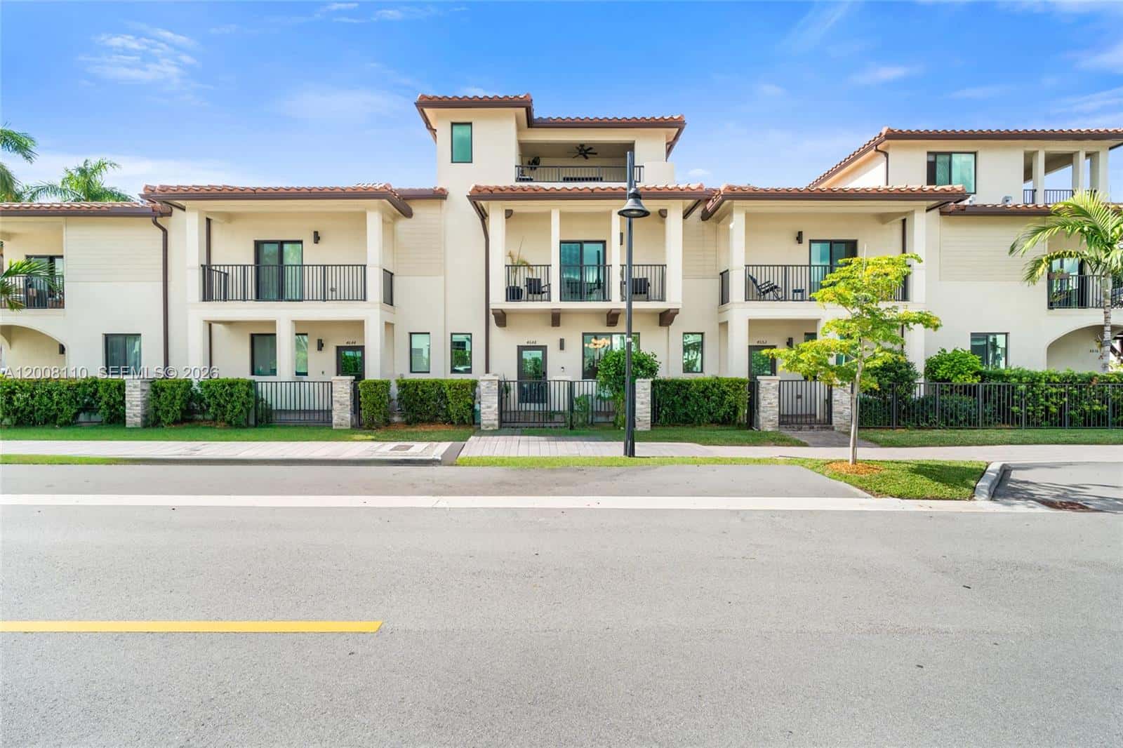 4648 NW 83rd Ave, Doral FL 33166