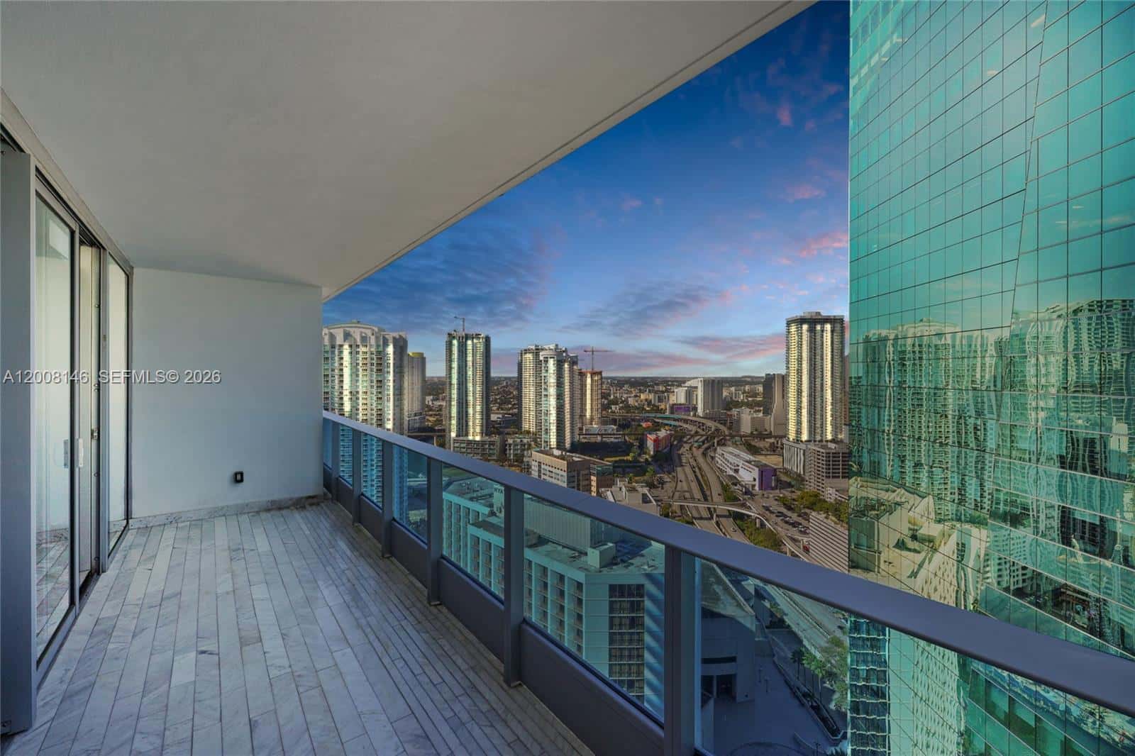200 Biscayne Boulevard Way # 3613, Miami FL 33131