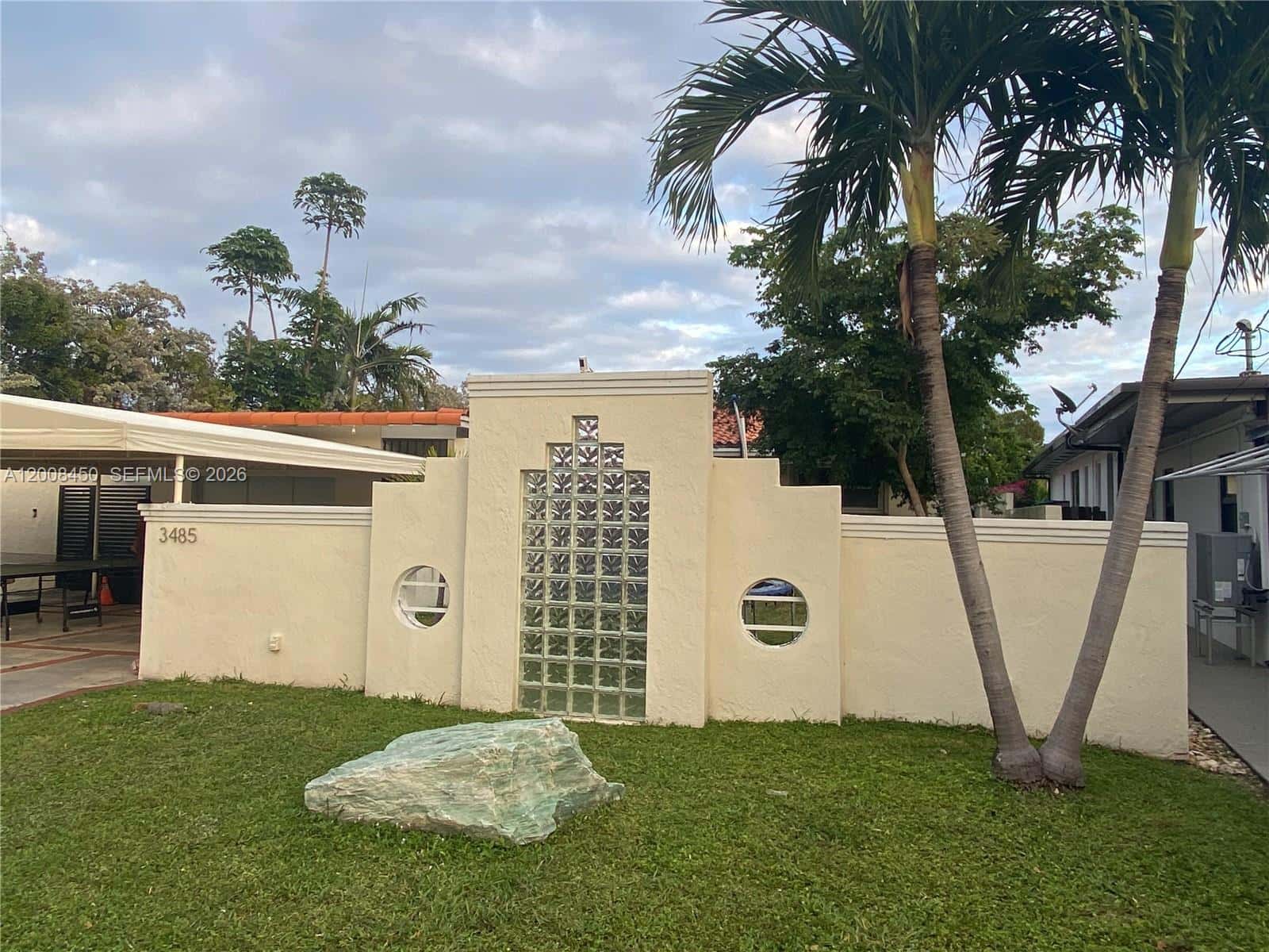 3485 N Meridian Ave, Miami Beach FL 33140