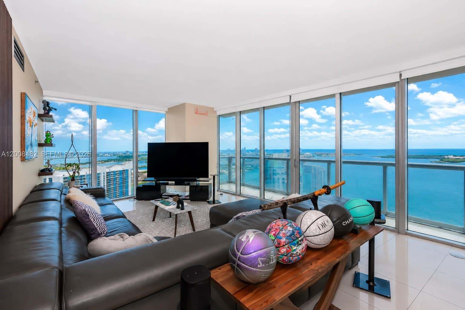 465 Brickell Ave # 5101, Miami FL 33131