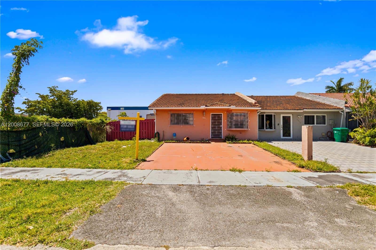 8800 NW 118th St, Hialeah Gardens FL 33018