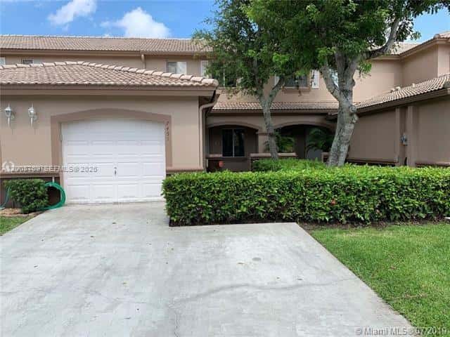 7451 SW 163rd Ct, Miami FL 33193