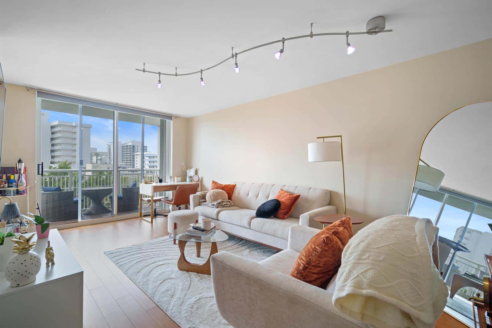 1688 West Avenue # 606, Miami Beach FL 33139