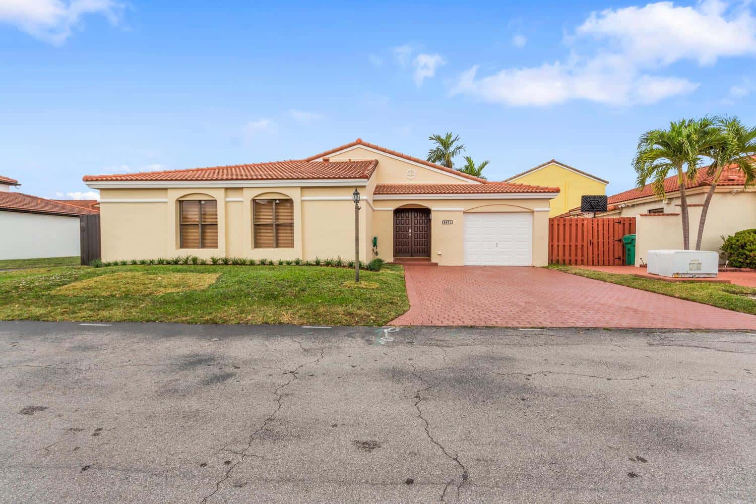 8871 SW 6th Street, Miami FL 33174