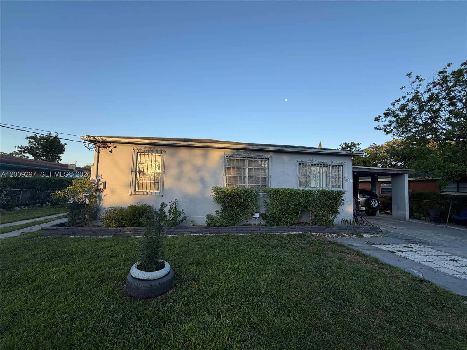 6741 NW 6th Ct, Miami FL 33150