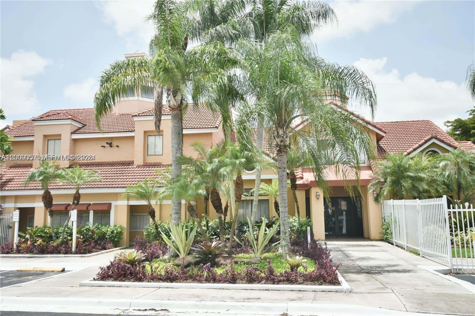 15551 SW 104th Ter # 814, Miami FL 33196