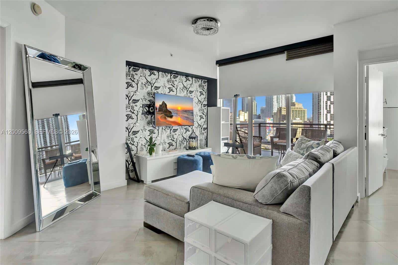 350 S Miami Ave # 1703, Miami FL 33130