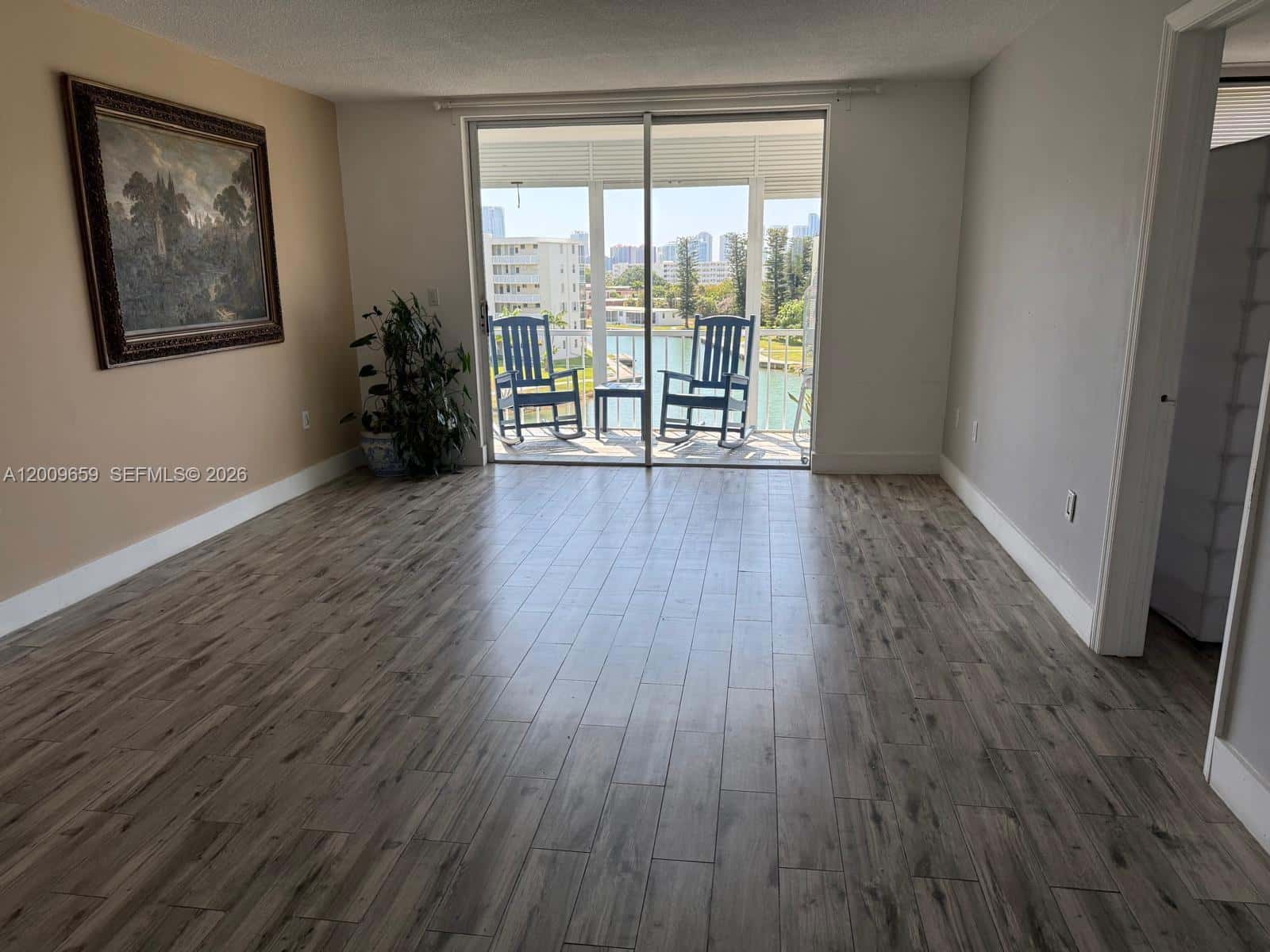 2851 Leonard Dr # J505, Aventura FL 33160