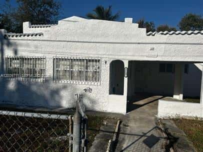 7714 NW 5th Ave, Miami FL 33150