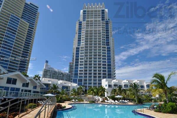 50 S Pointe Dr # 2102, Miami Beach FL 33139