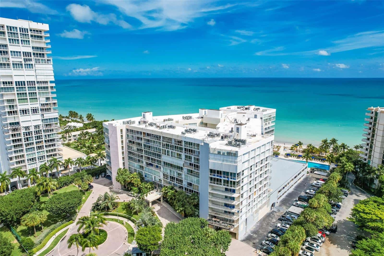 600 Grapetree Dr, Key Biscayne FL 33149