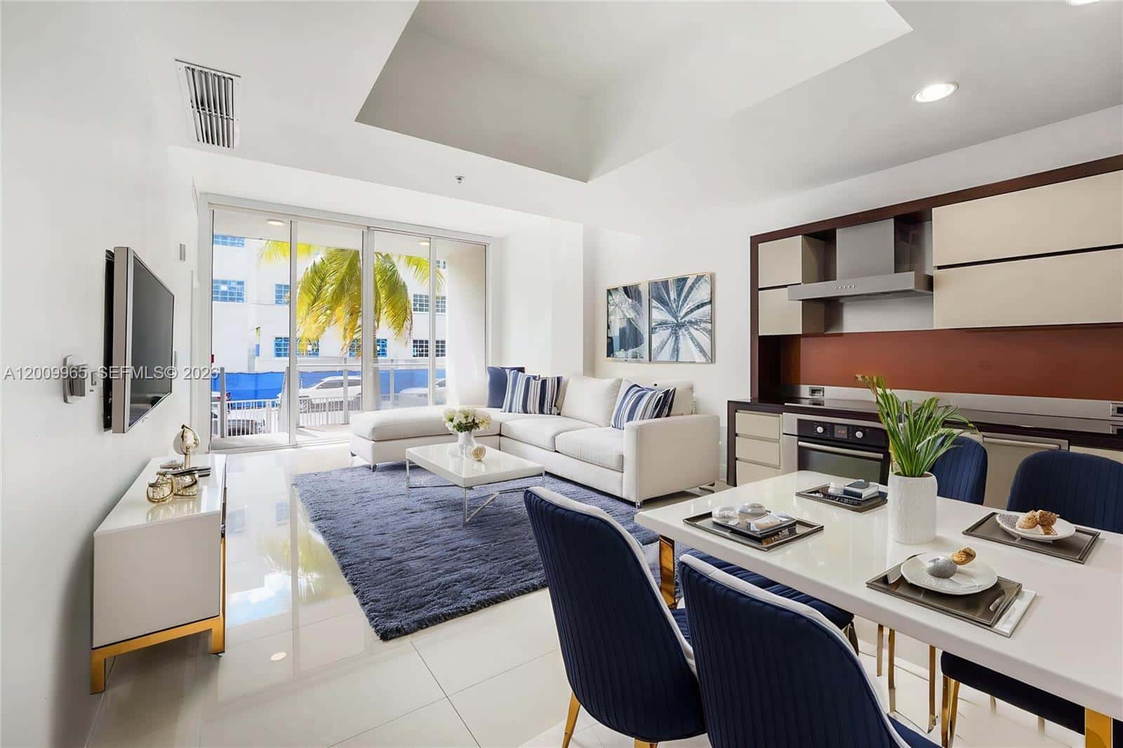 2100 Park Ave # 108, Miami Beach FL 33139