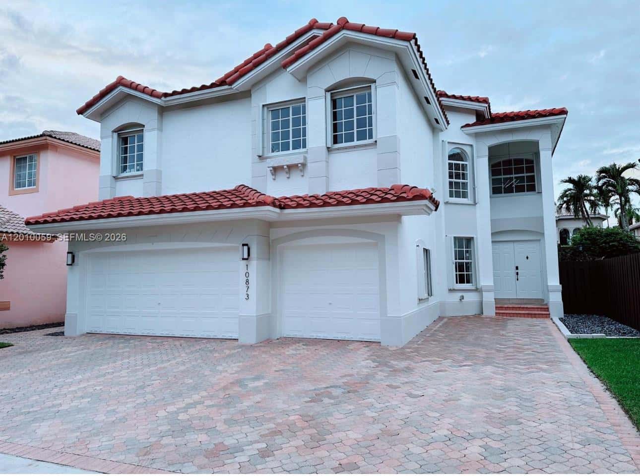 10873 NW 71st St, Doral FL 33178
