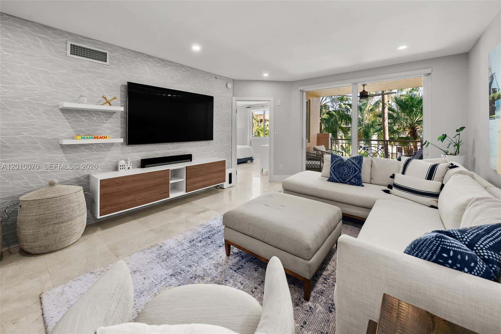 100 Meridian Ave # 233, Miami Beach FL 33139