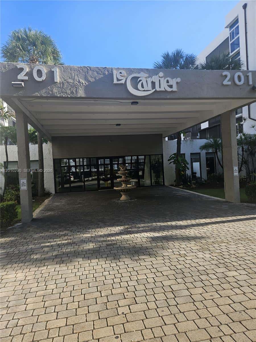 201 178th Dr # 416, Sunny Isles Beach FL 33160