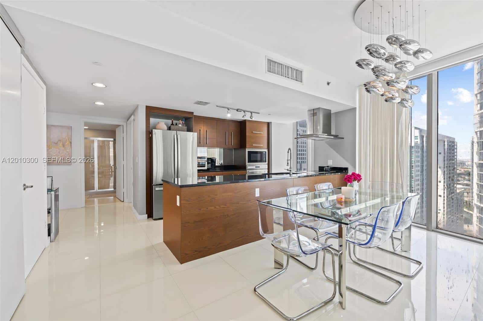 495 Brickell Ave # 3710, Miami FL 33131
