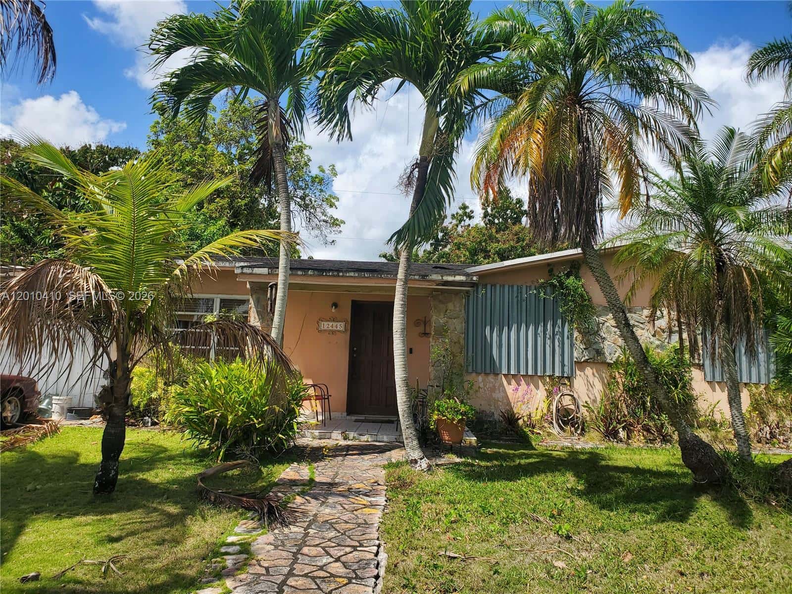 12445 SW 185th Ter, Miami FL 33177