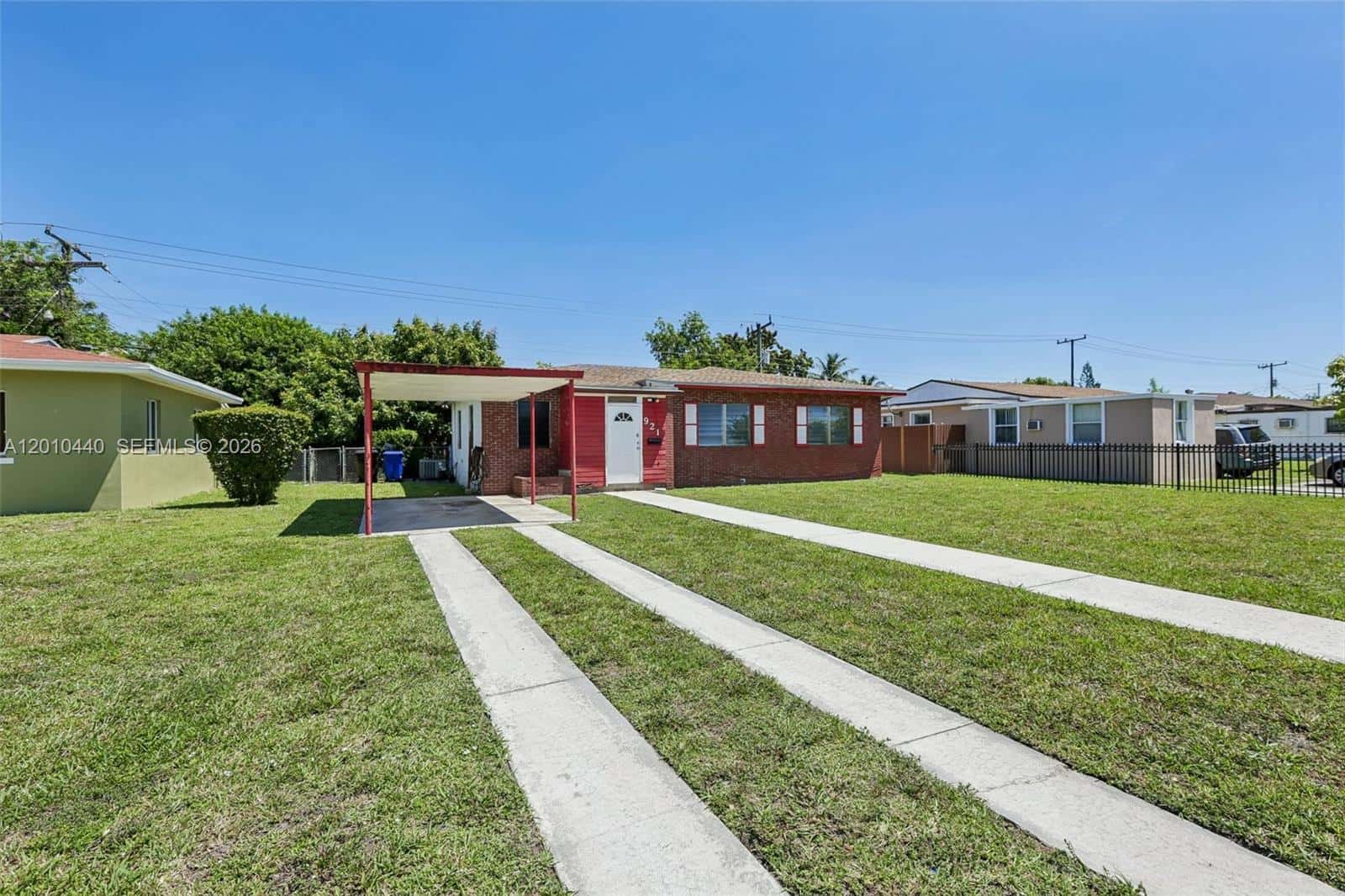 921 NE 159th St, North Miami Beach FL 33162