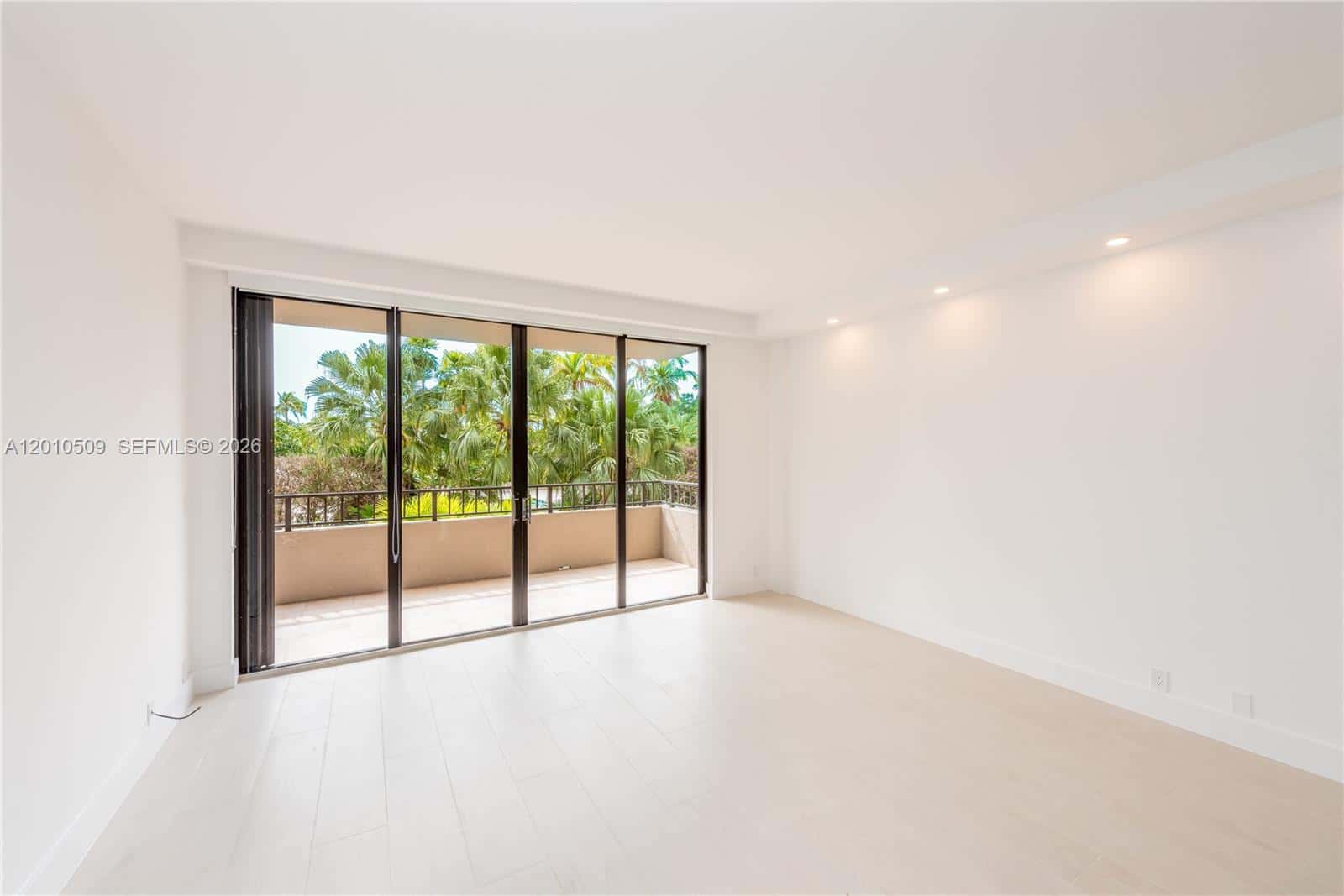 151 Crandon Blvd # 241, Key Biscayne FL 33149