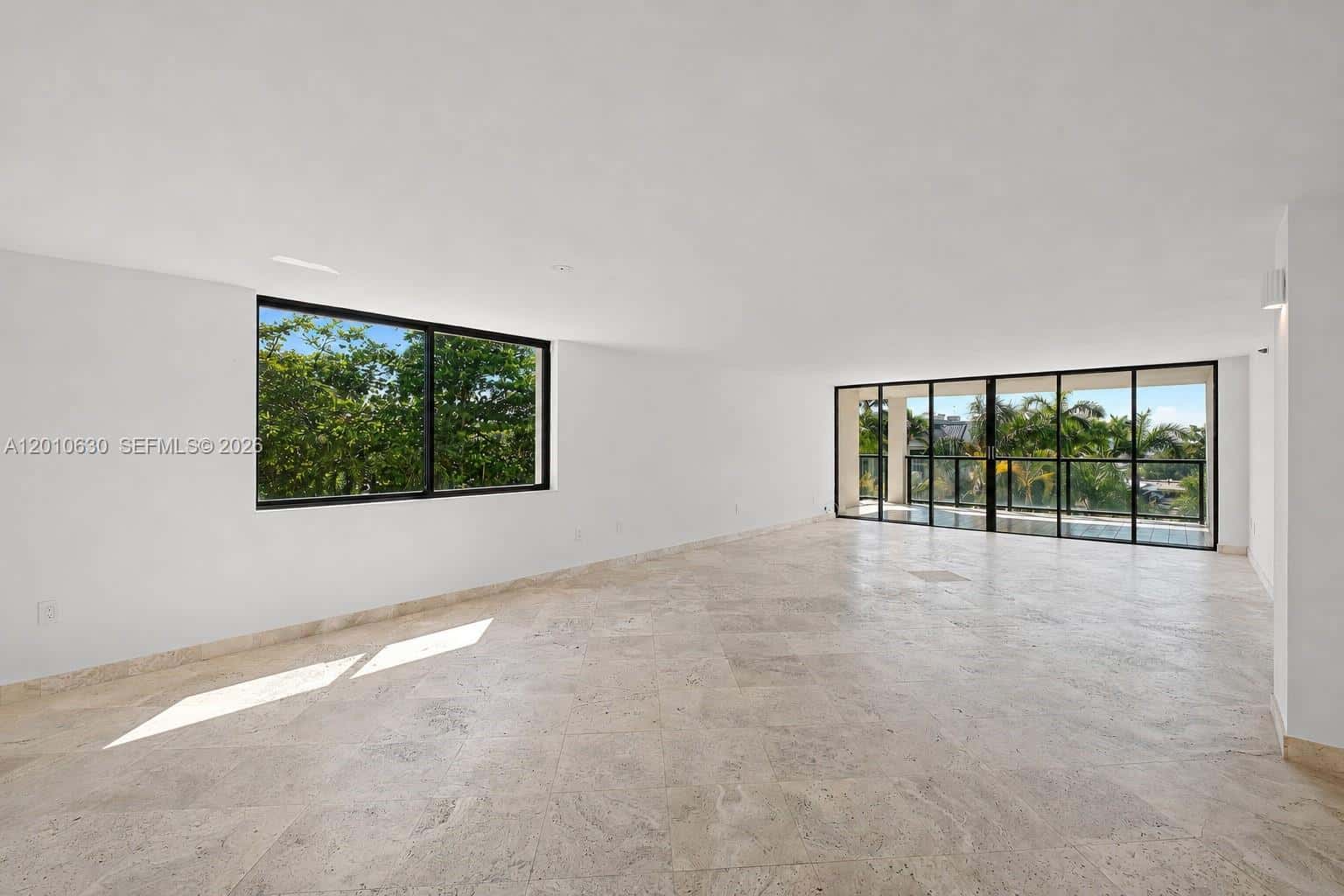2575 S Bayshore Dr # 4A, Miami FL 33133