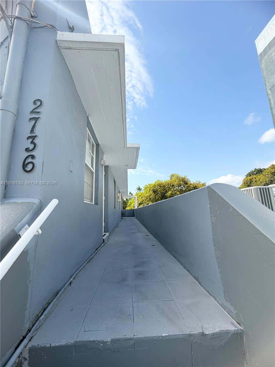 2736 SW 22nd Ave # 2, Miami FL 33133