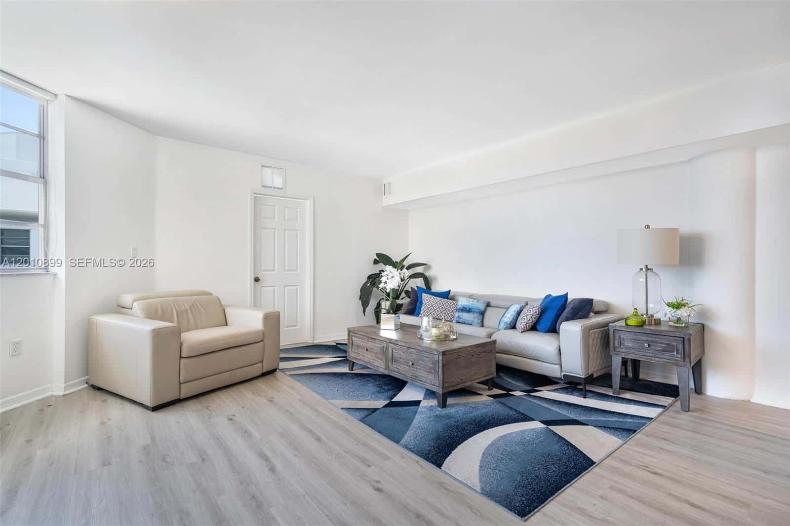 825 Brickell Bay Dr # 2042, Miami FL 33131