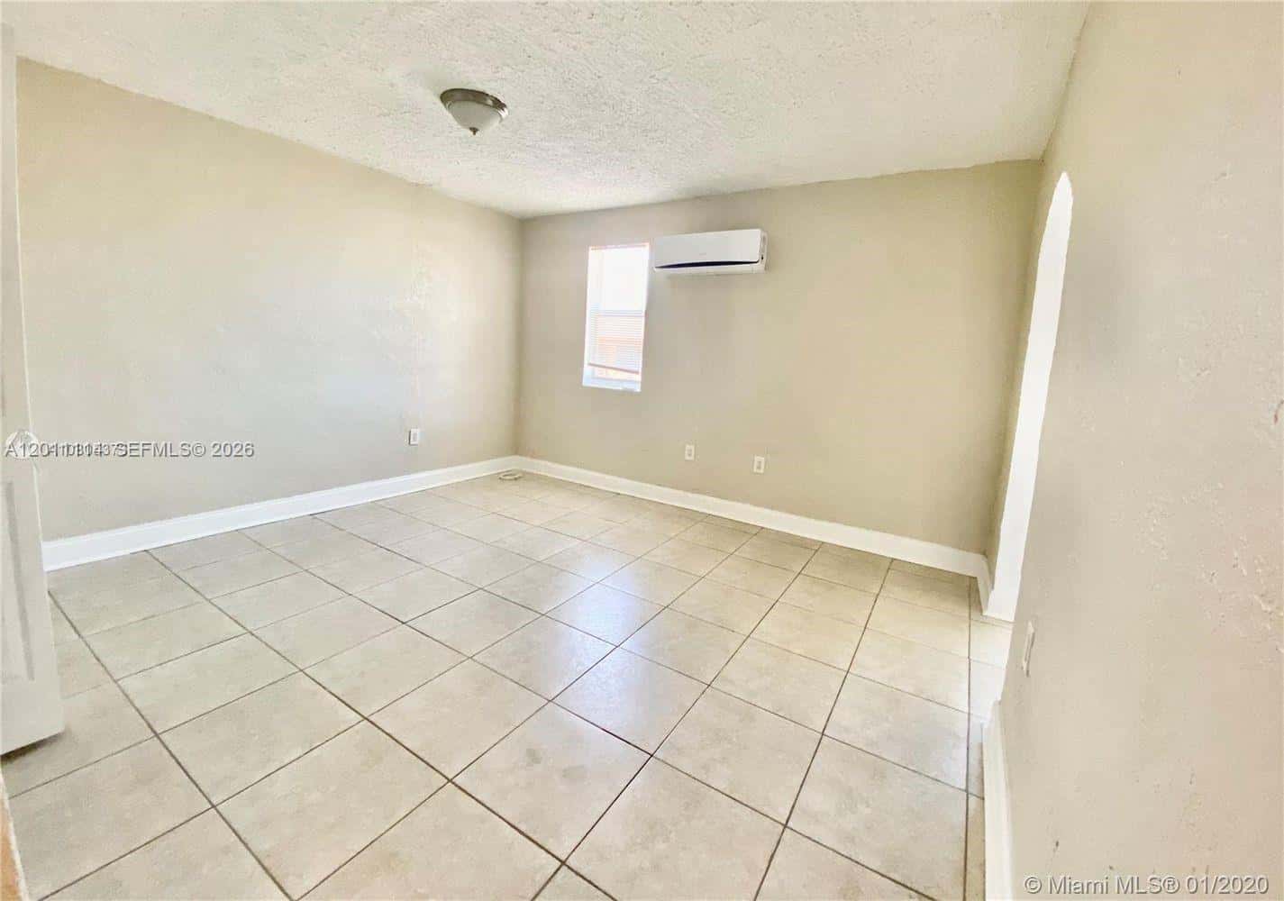 50 NW 79th St # 9, Miami FL 33150