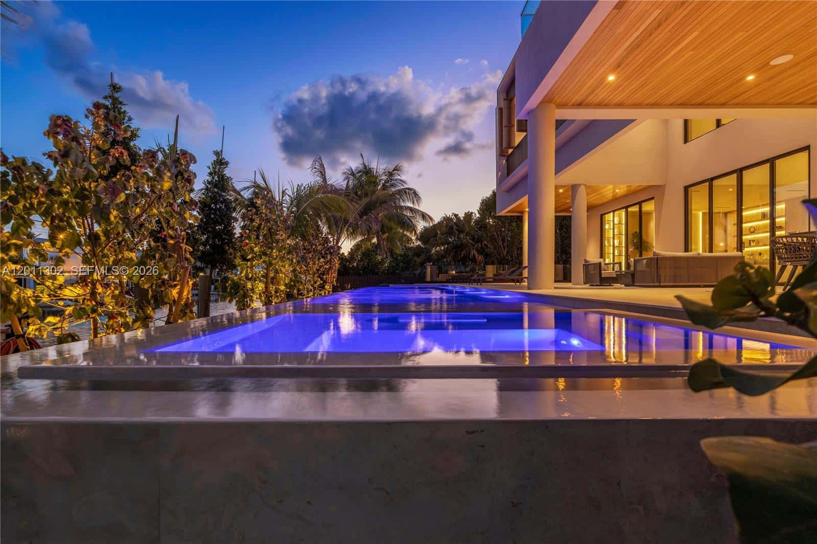 2006 NE 124th St, North Miami FL 33181
