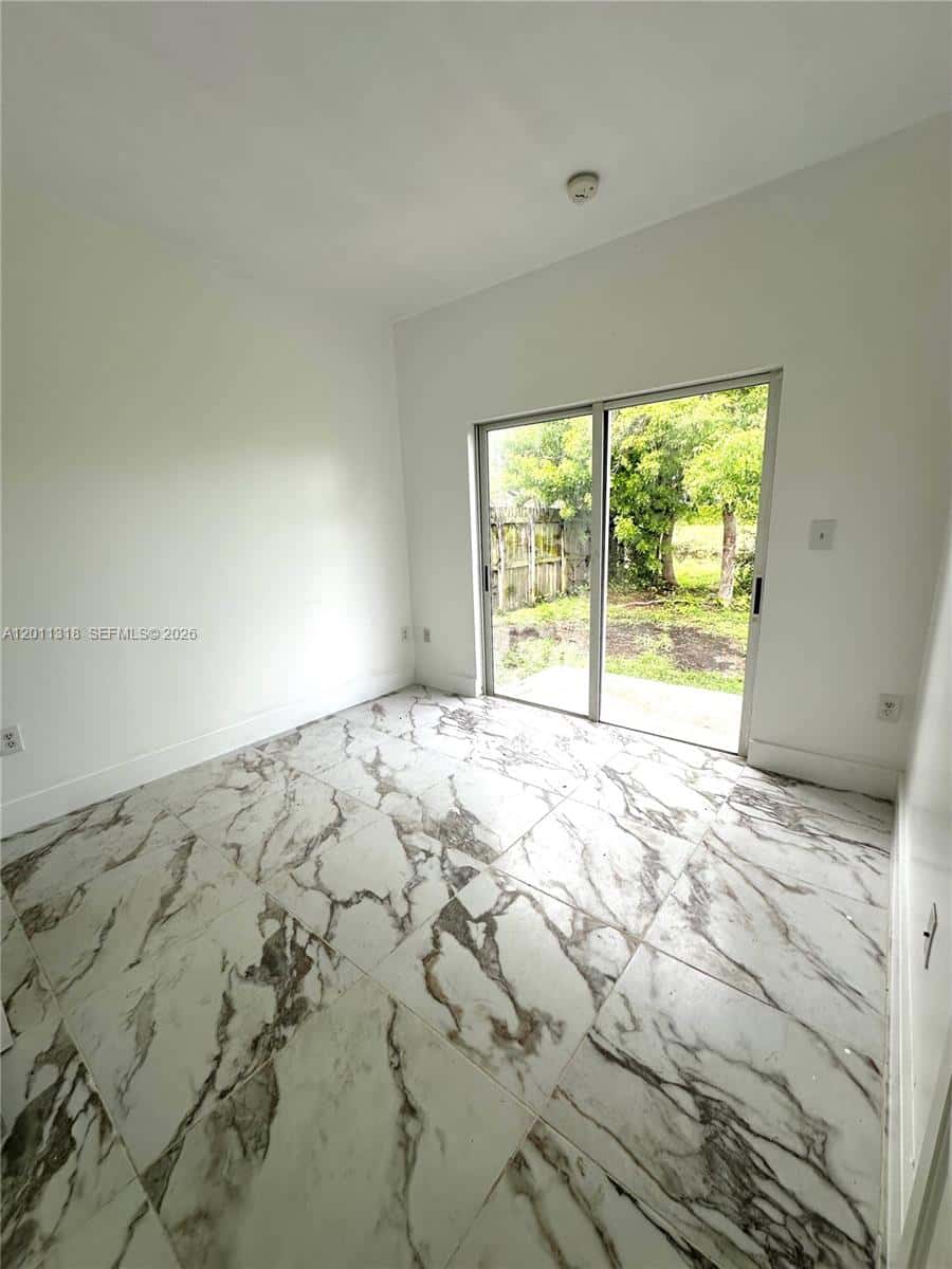 2514 NE 41st Ave, Homestead FL 33033