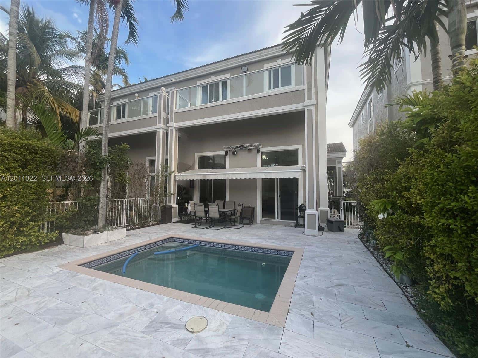3915 NE 168th St # 3915, North Miami Beach FL 33160