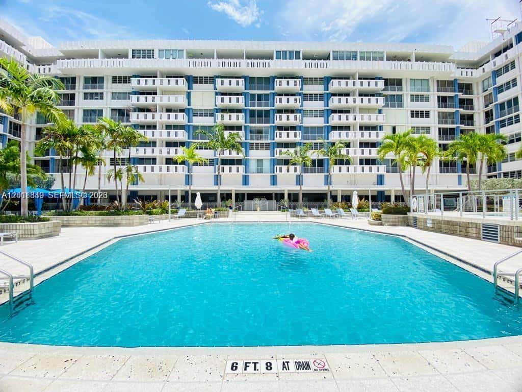 800 West Ave # 905, Miami Beach FL 33139