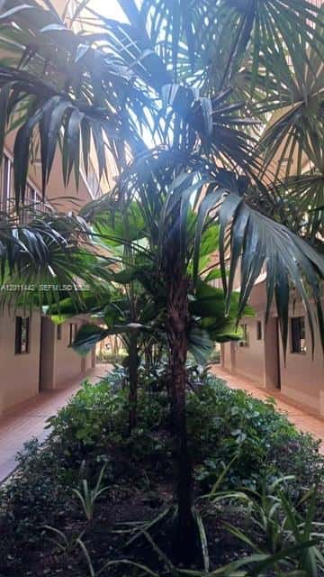 8650 SW 133rd Ave Rd # 107, Miami FL 33183