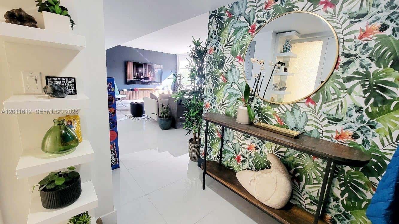 250 Galen Dr # 43, Key Biscayne FL 33149