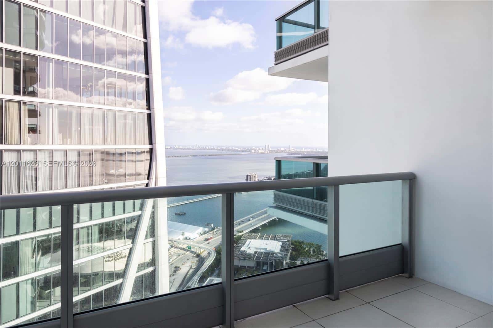 900 Biscayne Blvd # 5510, Miami FL 33132
