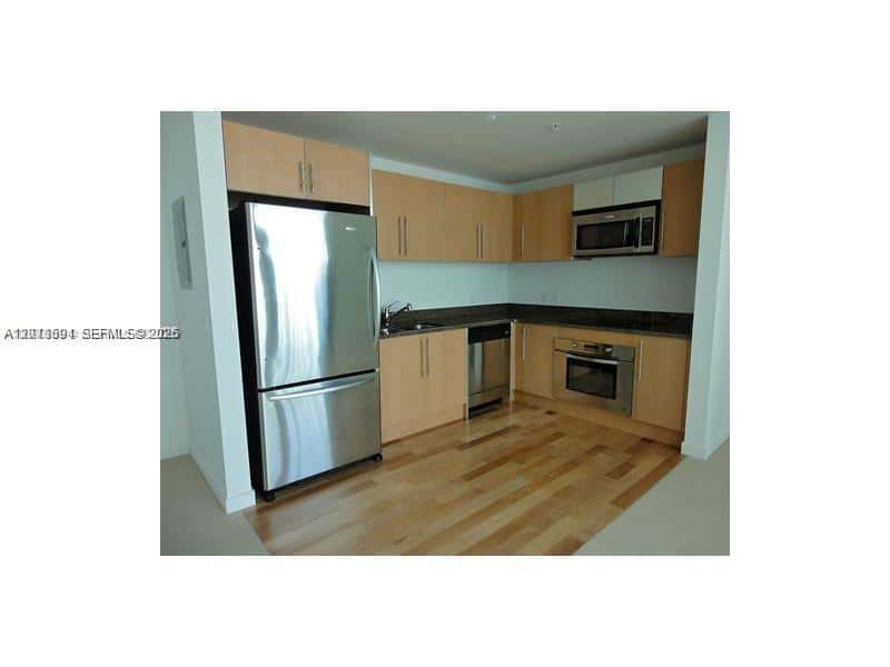 300 S Biscayne Blvd # 2903, Miami FL 33131