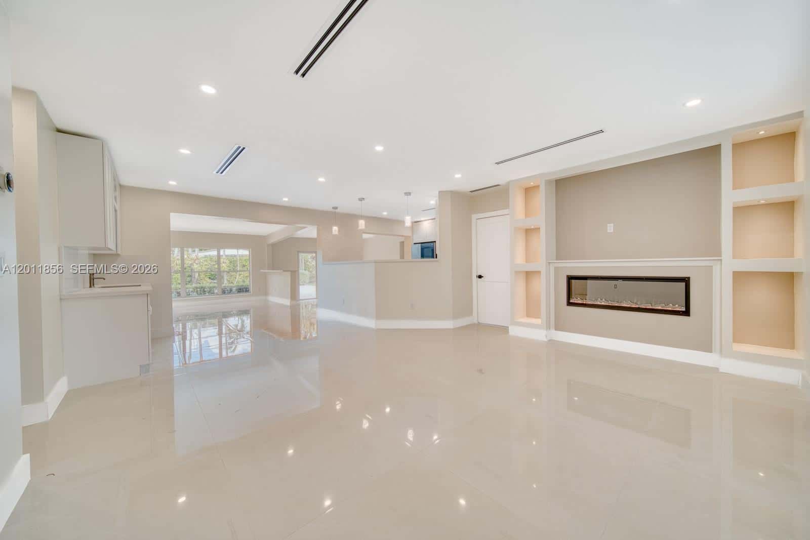 15730 SW 87th Ct, Palmetto Bay FL 33157