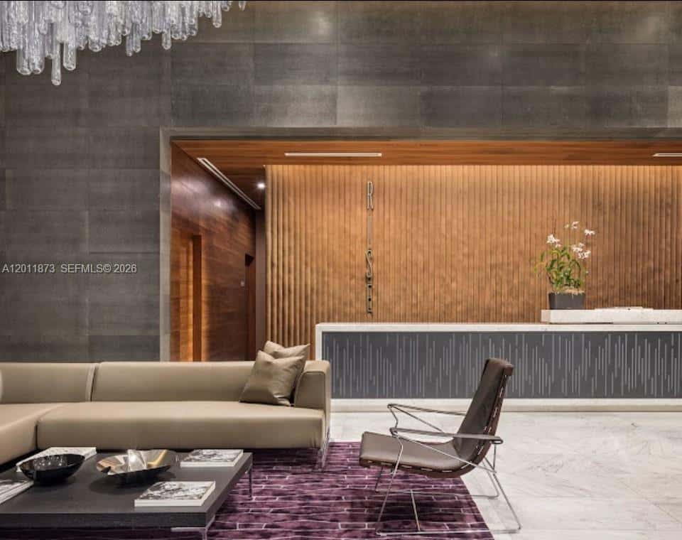 88 SW 7 # 2112, Miami FL 33130
