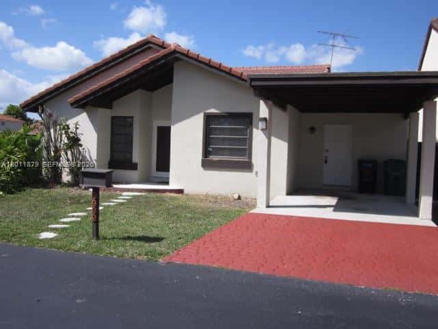8853 SW 112 PL, Miami FL 33176