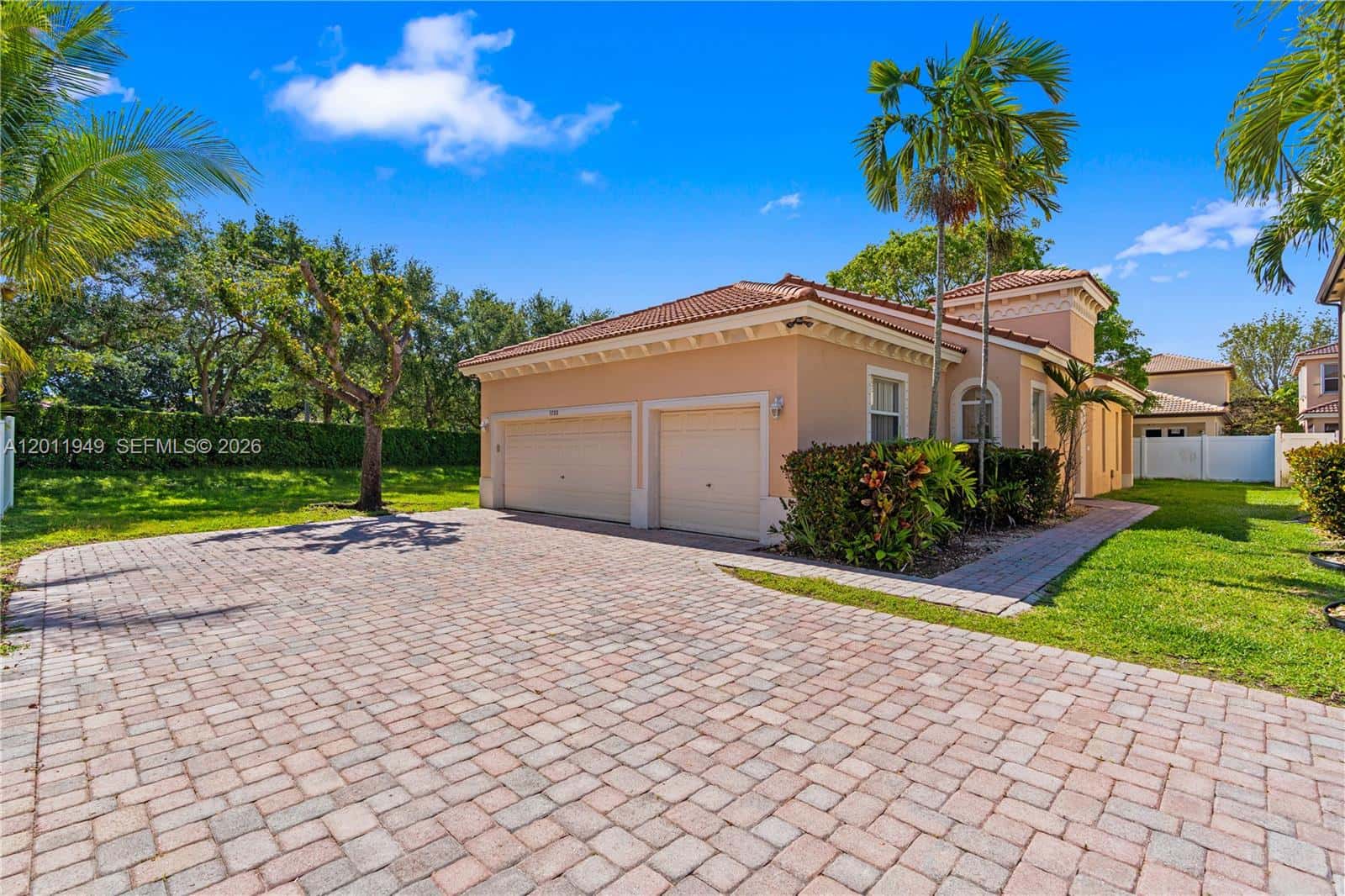 3788 NE 11th St, Homestead FL 33033