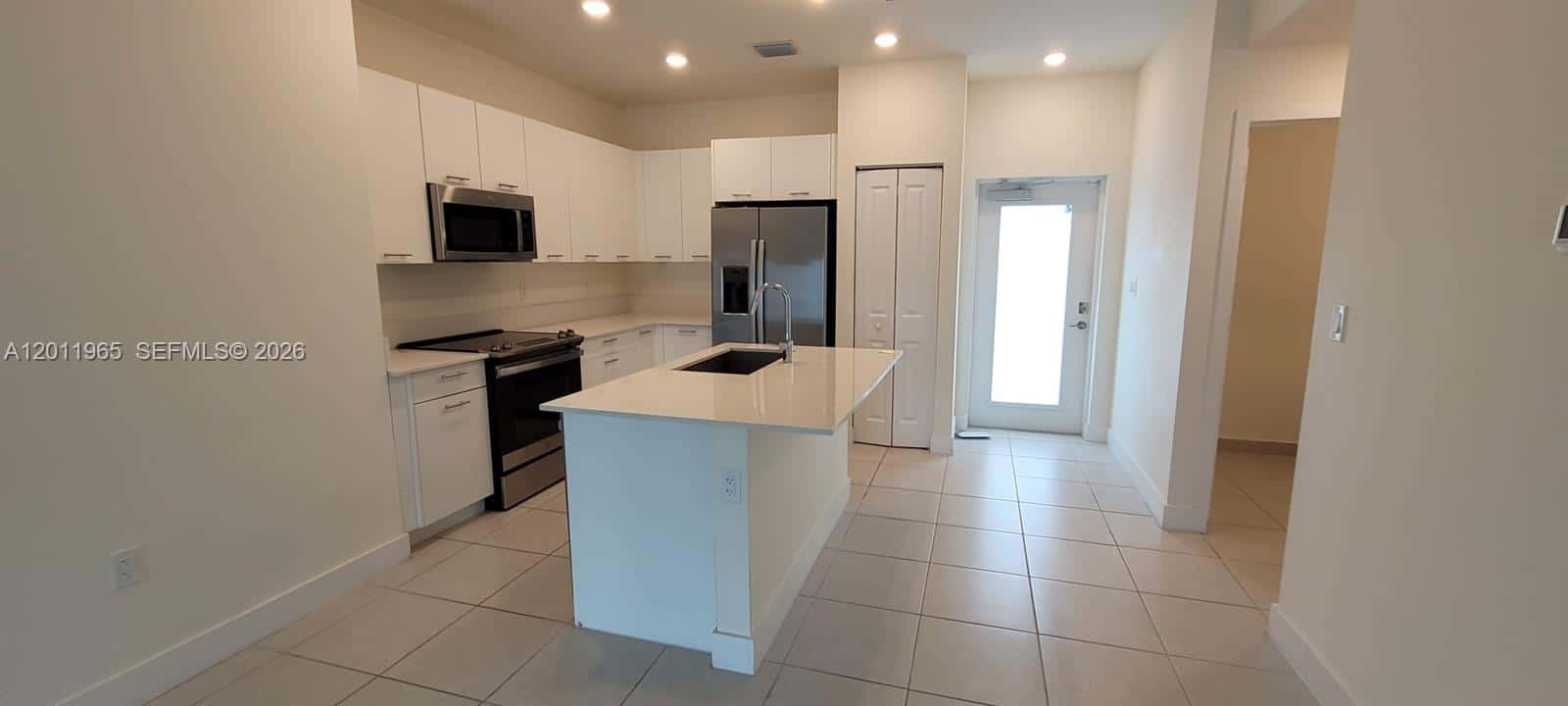 8001 NW 41st St # 405, Doral FL 33166