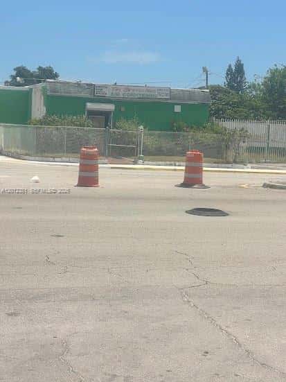 8155 NW 22nd Ave, Miami FL 33147