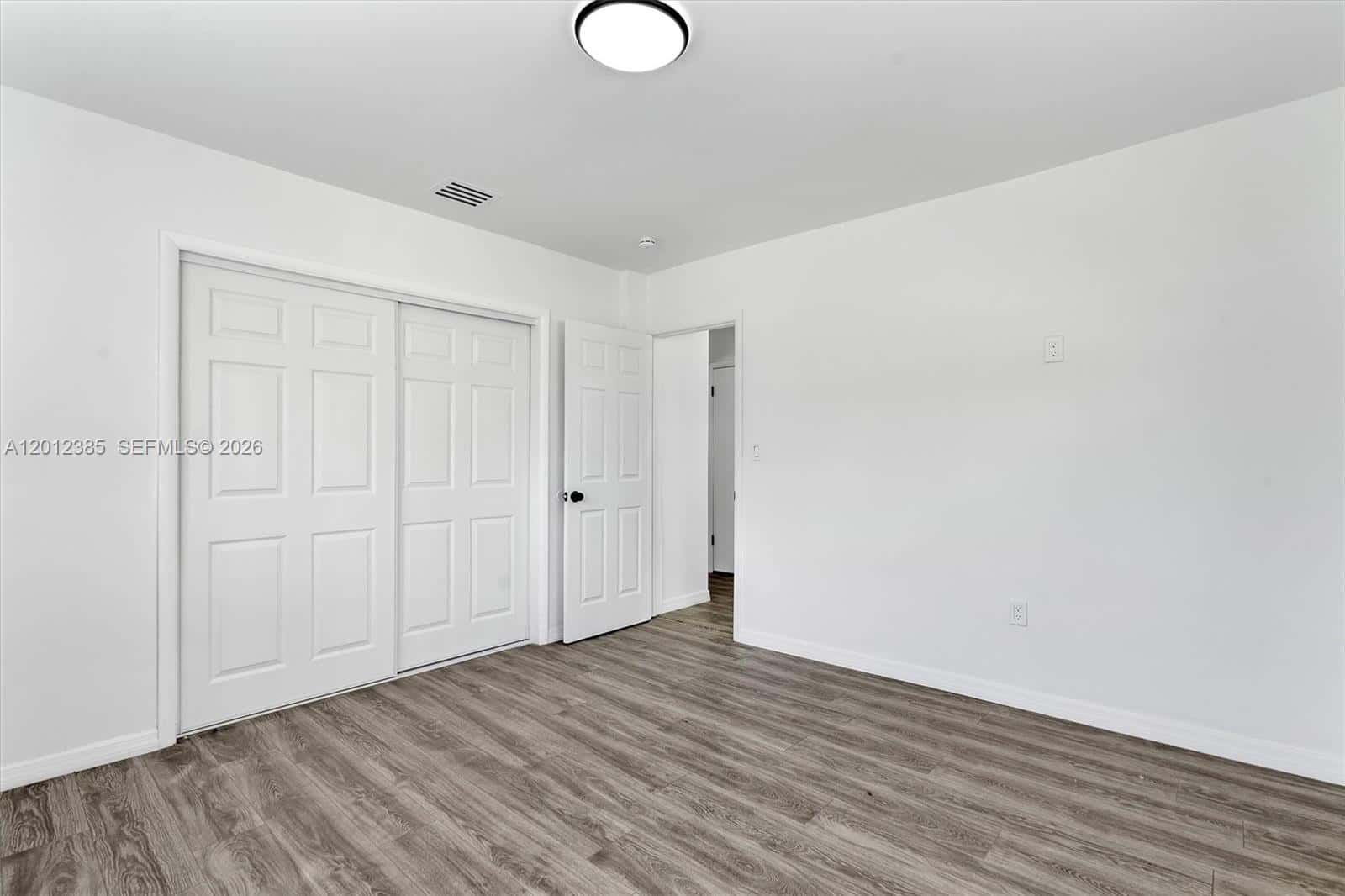 1061 NW 108 ter # c, Miami FL 33168