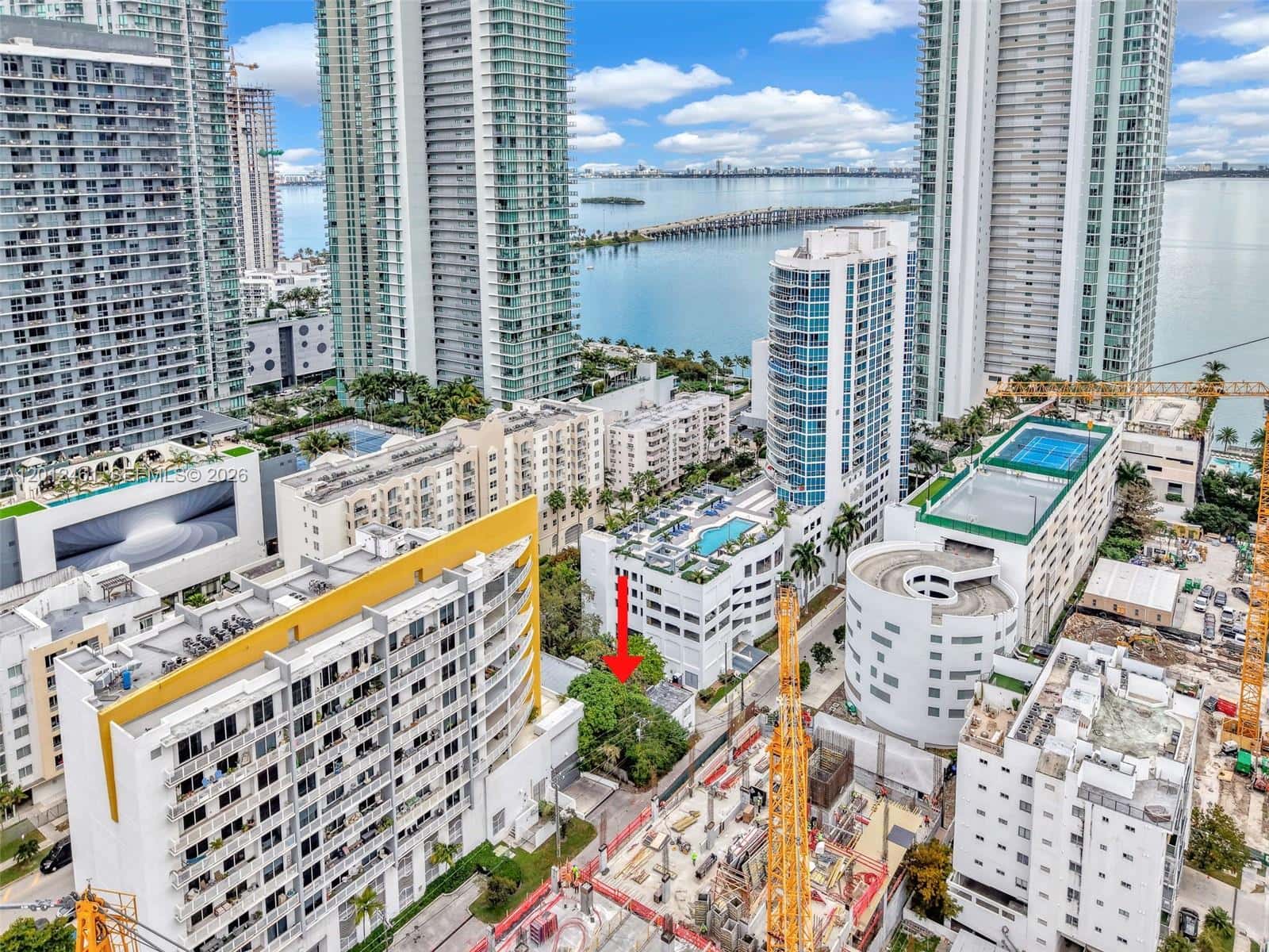 452 NE 30th St, Miami FL 33137